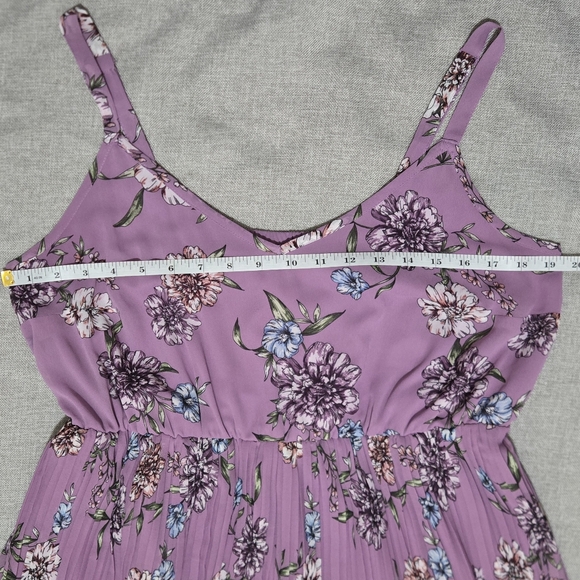 Torrid Lavender Purple Floral Chiffon Midi Dress Pleated Skirt Size 1X - Picture 9 of 14